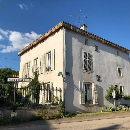 La Fourmi Home Haroue Kültér fotó
